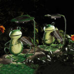 Lámpara Solar LED Decorativa para Jardín con Pincho – Diseño Rana para Césped y Exterior